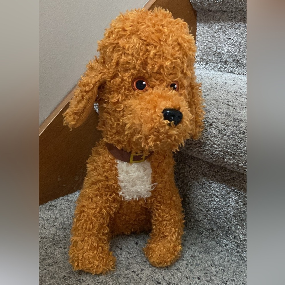 Fancy Nancy dog (makes sounds!!)